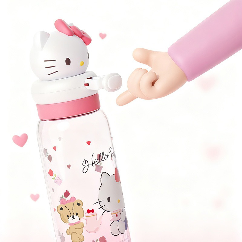 X&W Sanrio 550ml Water Cup Car - X Sports Equipment 评论和价格
